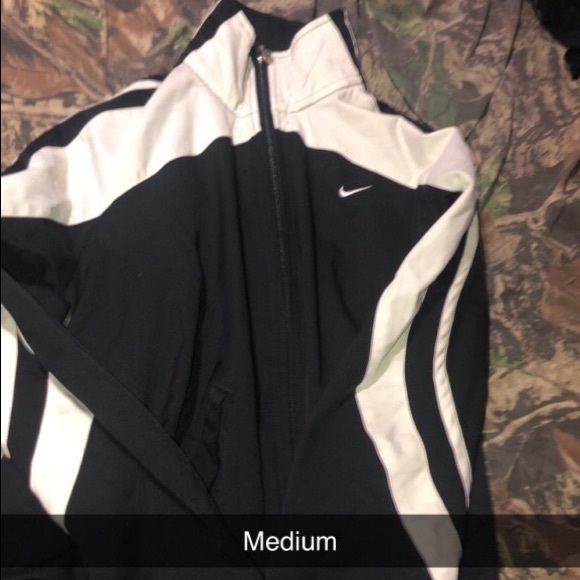 Nike jacket - Picture 1 of 1